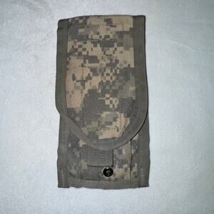 US Military Surplus MOLLE II M-4 Double Magazine Pouch Multicam Front Drain Hole